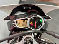 TRIUMPH STREET TRIPLE 675