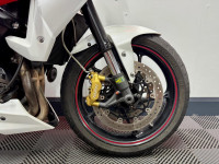 TRIUMPH STREET TRIPLE 675