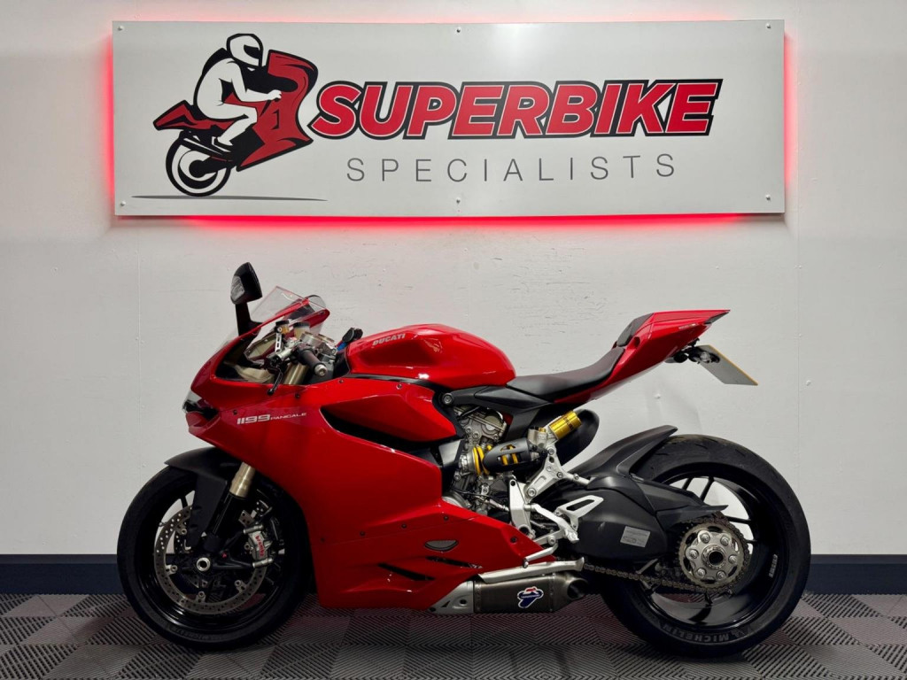 DUCATI 1199 Panigale