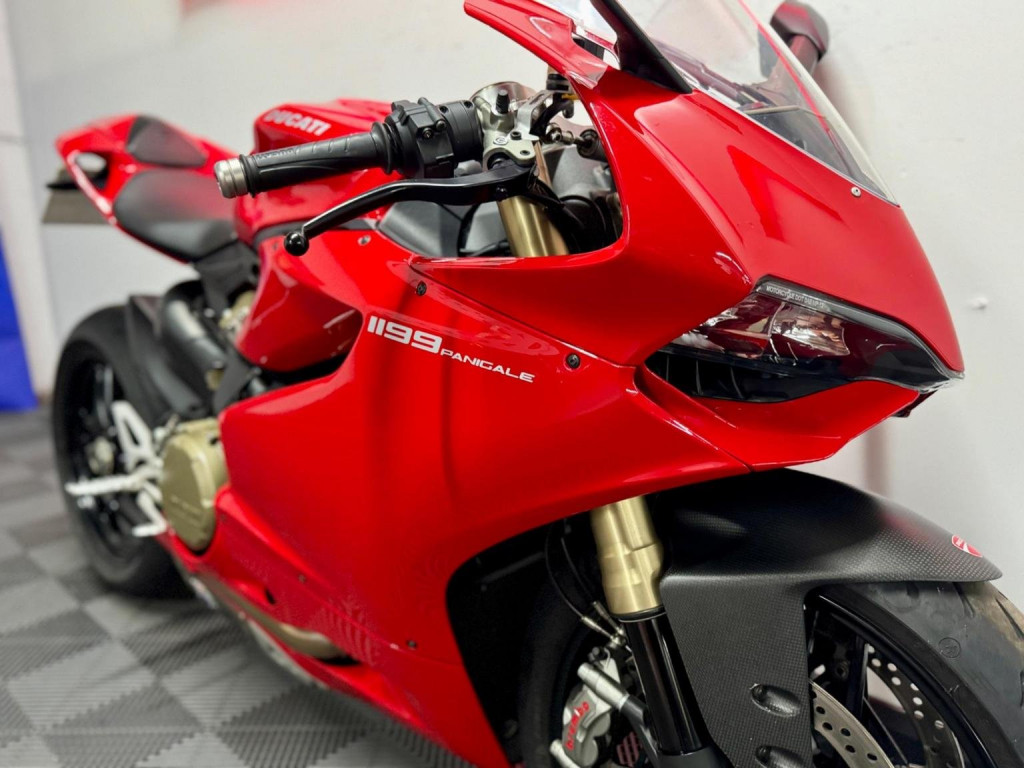 DUCATI 1199 Panigale