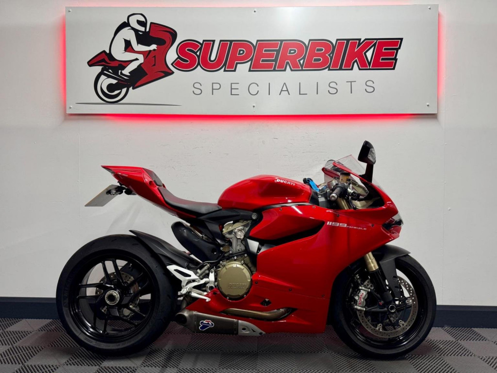 DUCATI 1199 Panigale