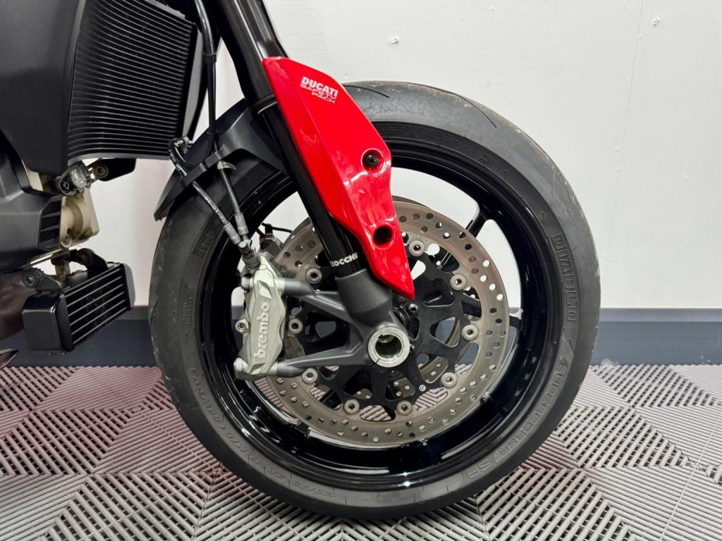 DUCATI Hypermotard