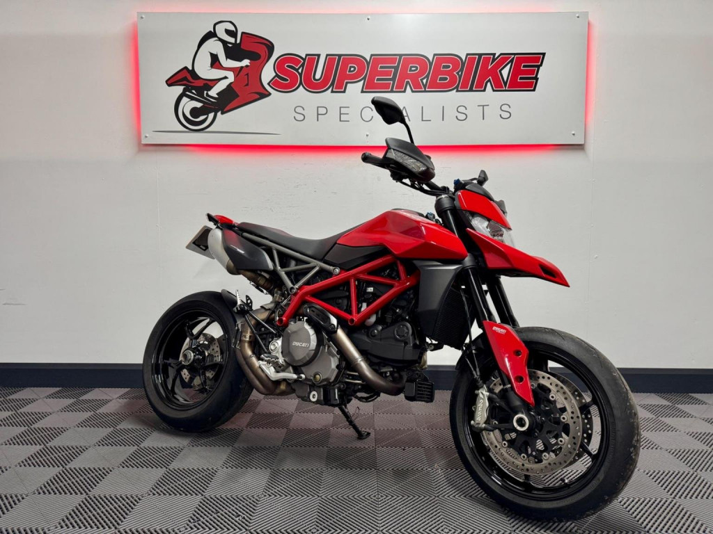 DUCATI Hypermotard
