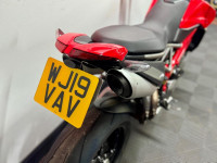 DUCATI Hypermotard