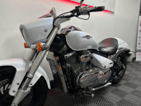 SUZUKI Intruder 800