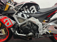 APRILIA Tuono 1100 V4