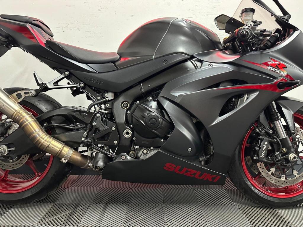 SUZUKI GSXR1000