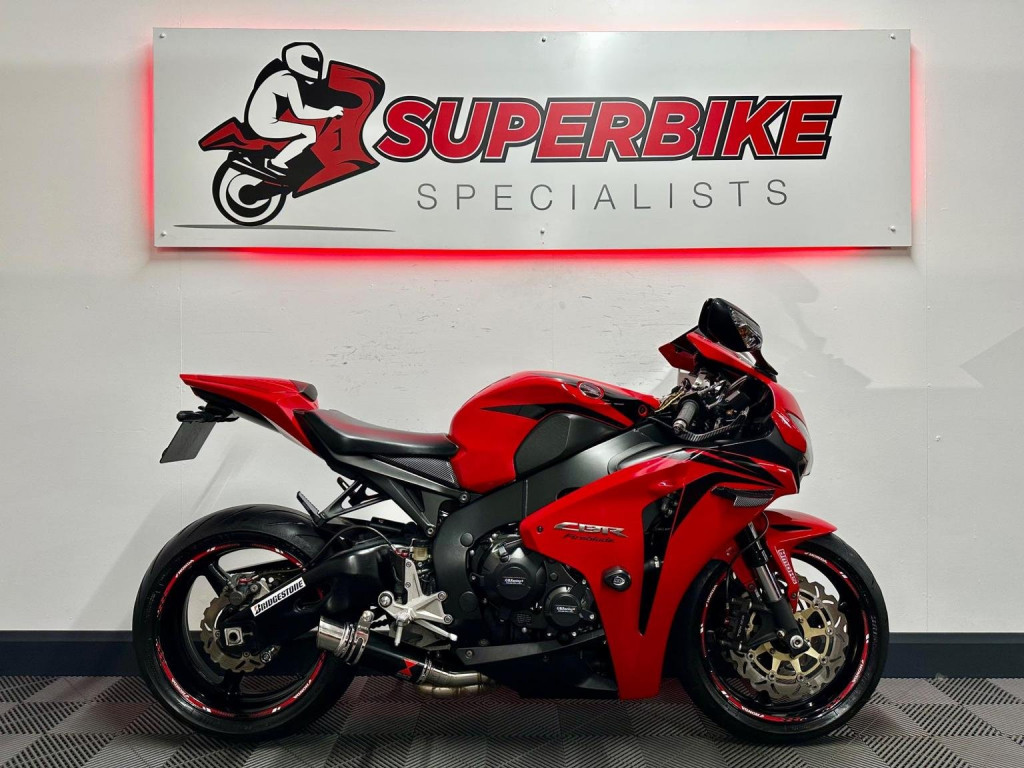 HONDA CBR1000RR Fireblade