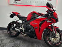 HONDA CBR1000RR Fireblade