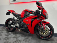 HONDA CBR1000RR Fireblade