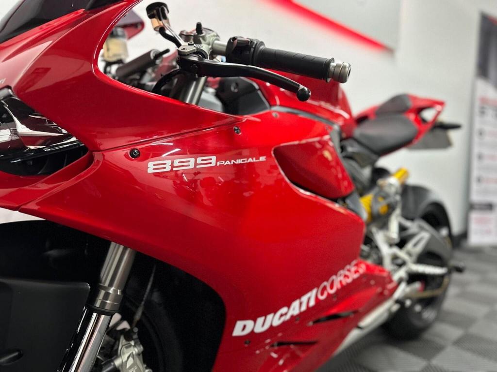DUCATI 899 Panigale
