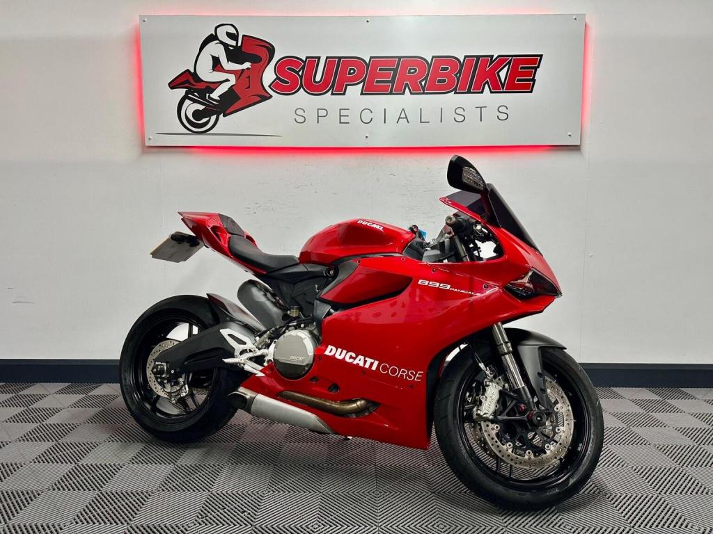 DUCATI 899 Panigale