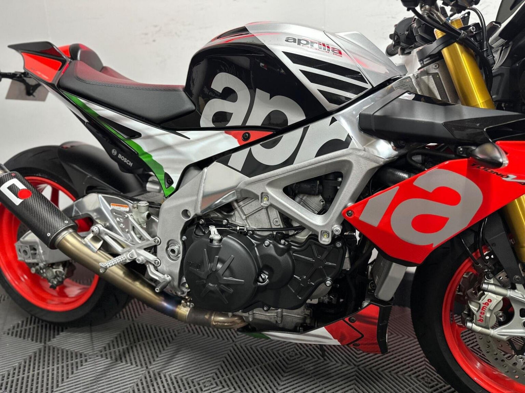 APRILIA Tuono 1100 V4