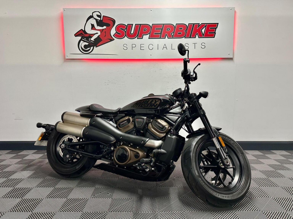 HARLEY-DAVIDSON Sportster