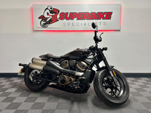 HARLEY-DAVIDSON Sportster