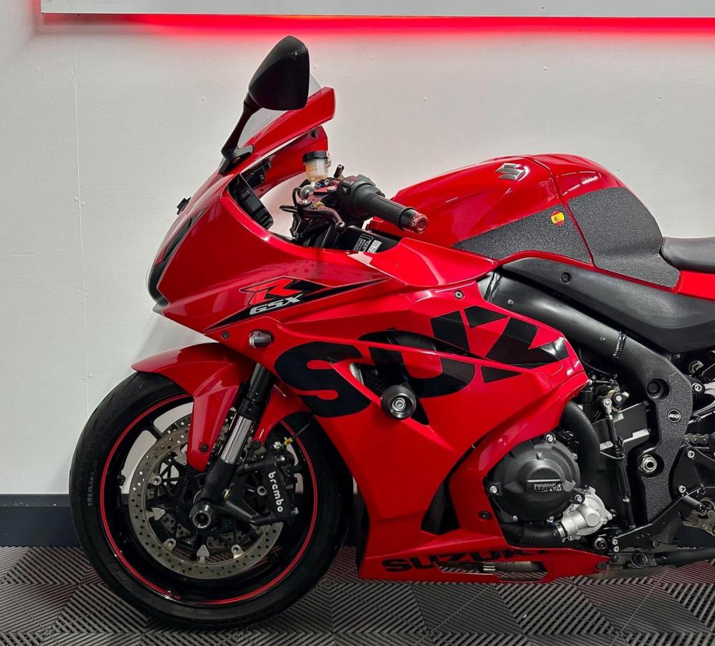 SUZUKI GSXR1000