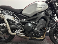 YAMAHA XSR900