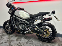 YAMAHA XSR900