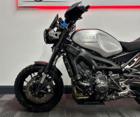 YAMAHA XSR900