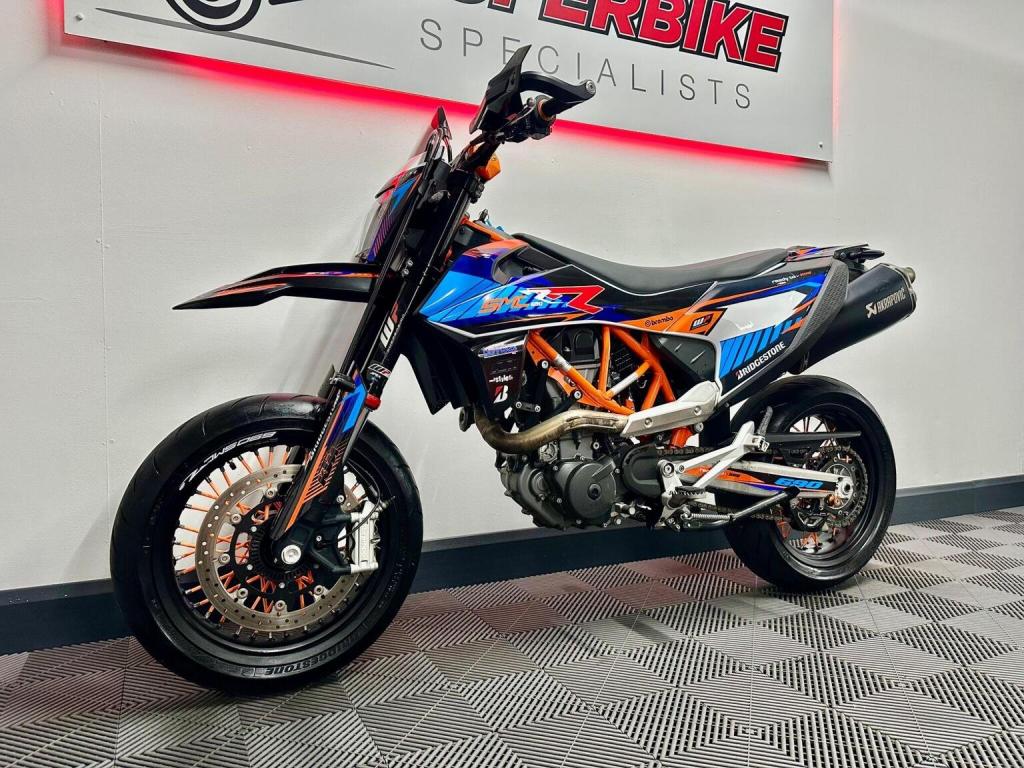 KTM 690 SMC R