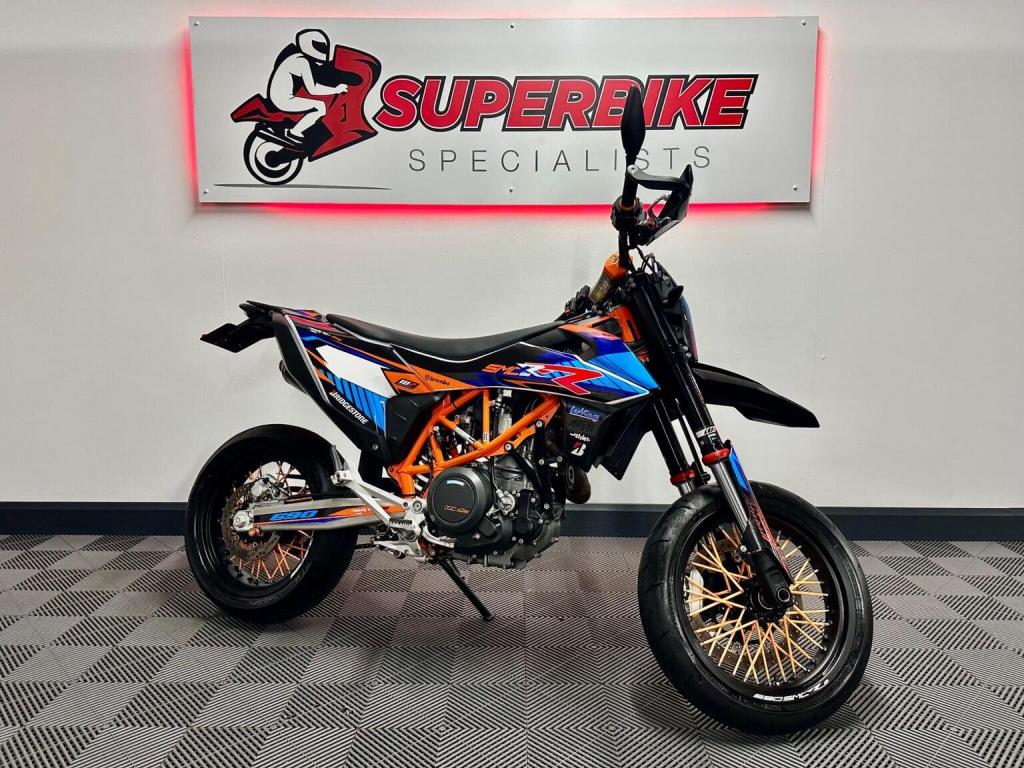KTM 690 SMC R