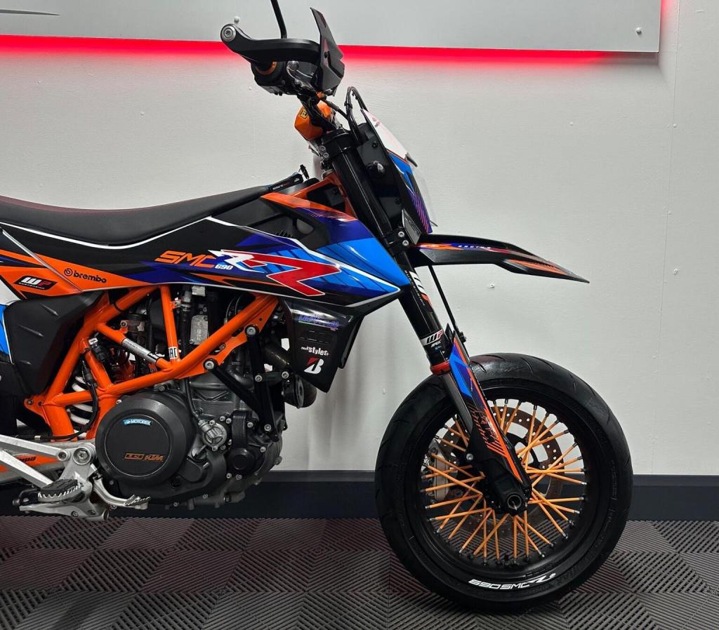 KTM 690 SMC R