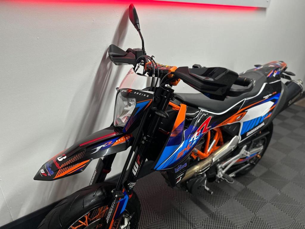 KTM 690 SMC R