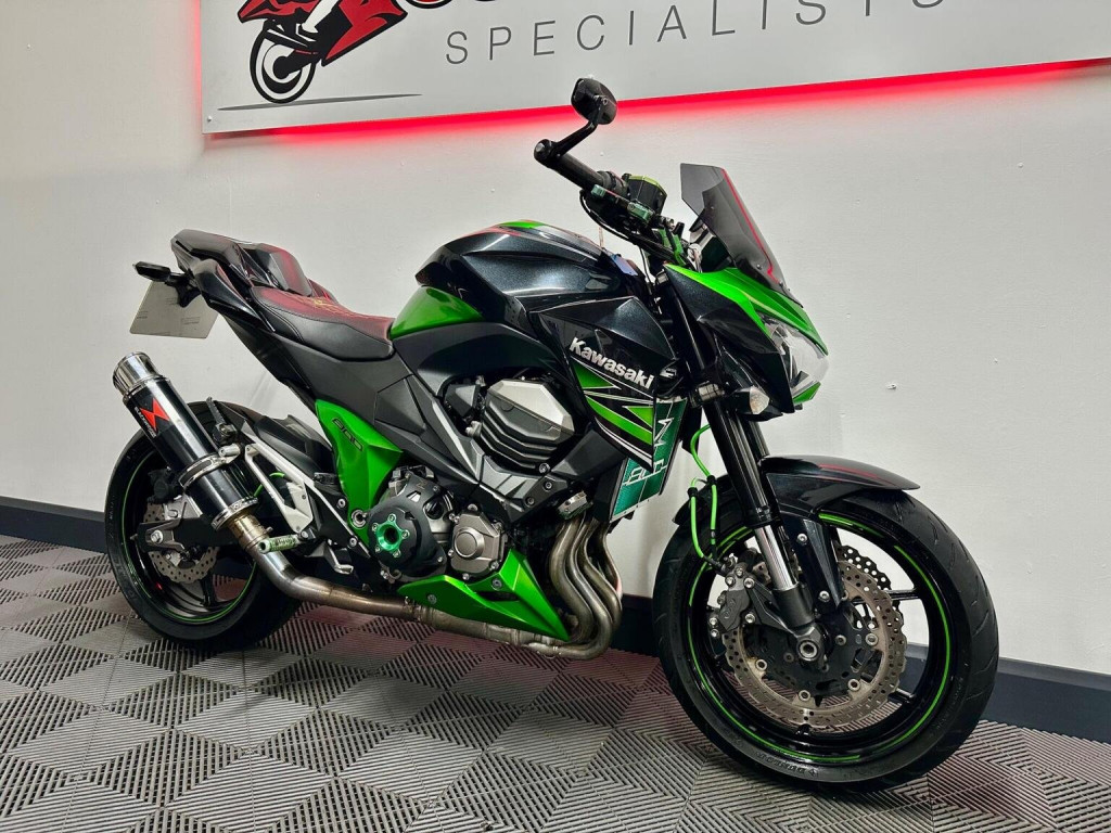 KAWASAKI Z800