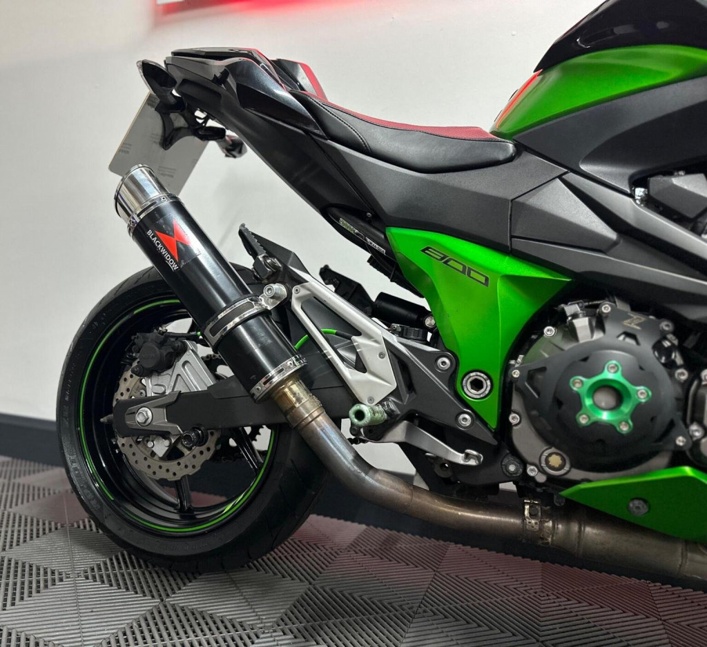 KAWASAKI Z800