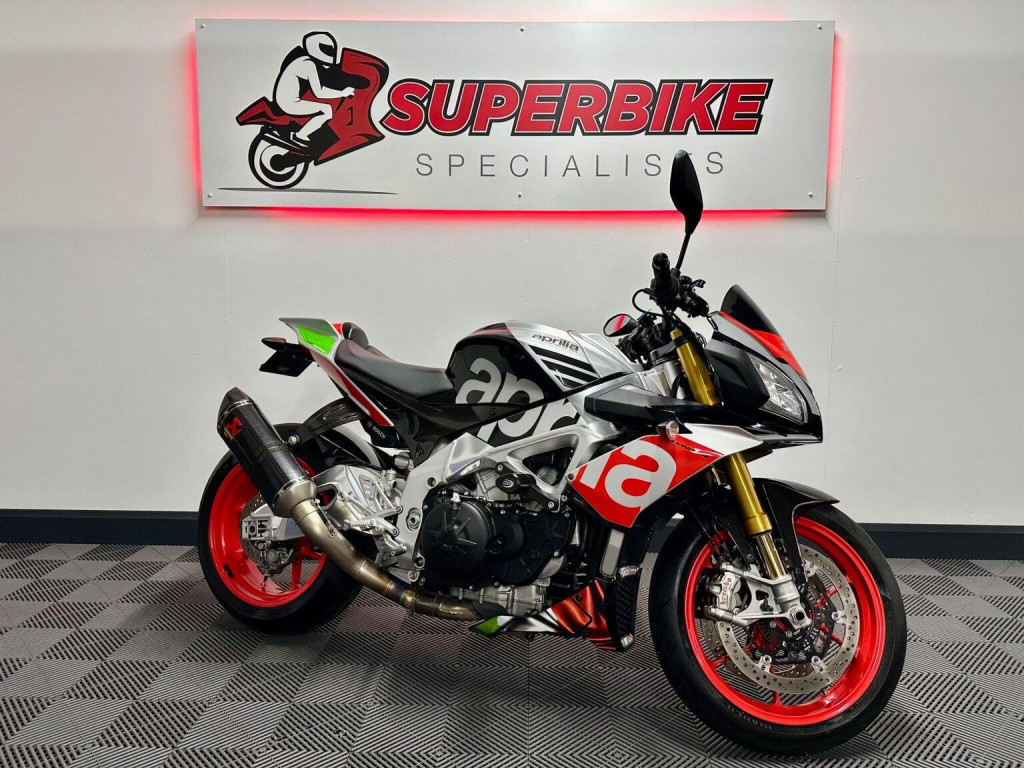 APRILIA Tuono 1100 V4