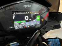 APRILIA Tuono 1100 V4