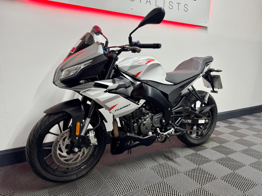 APRILIA Tuono 125