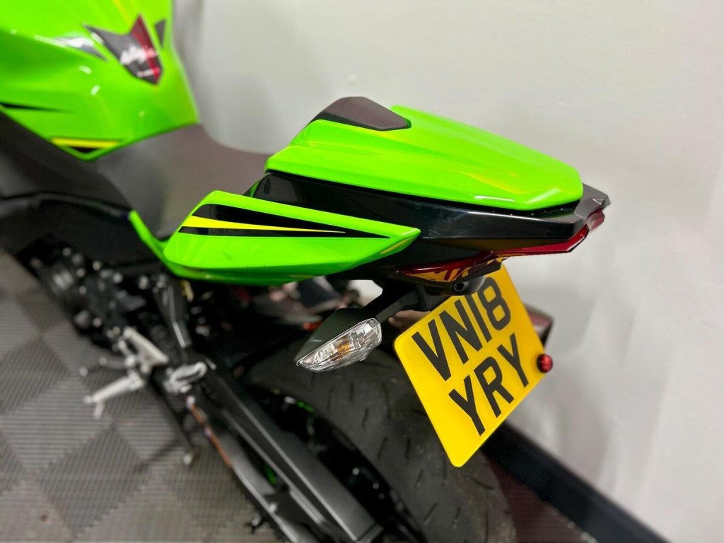 KAWASAKI Ninja 400