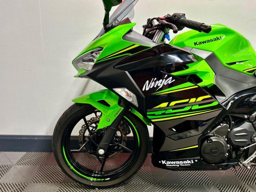 KAWASAKI Ninja 400