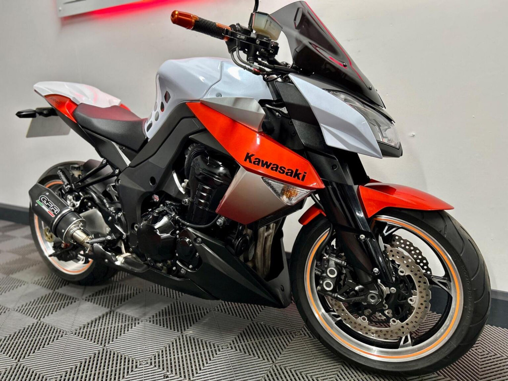 KAWASAKI Z1000