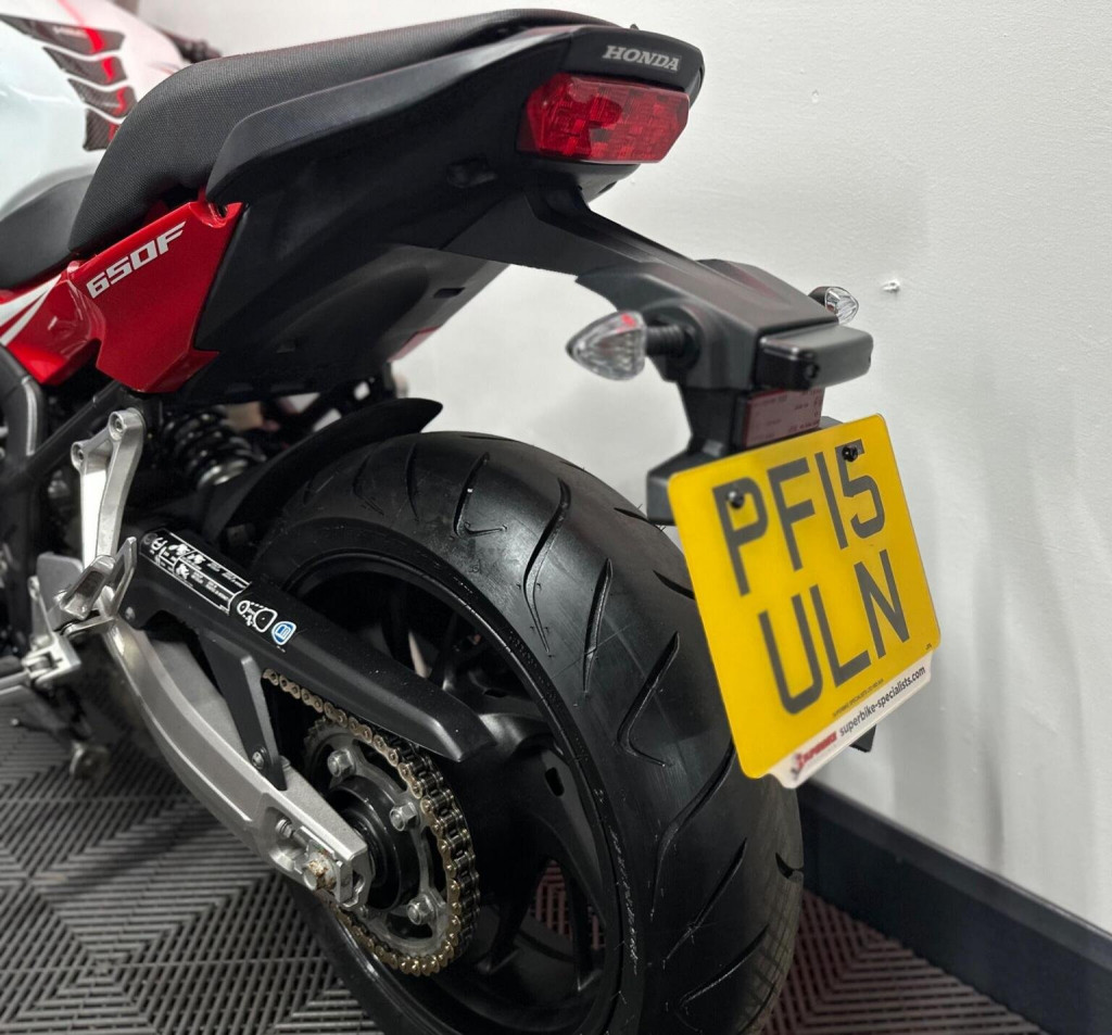 HONDA CBR650F