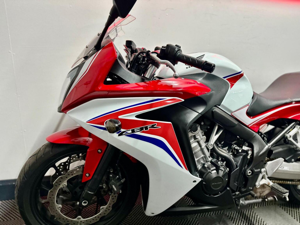 HONDA CBR650F