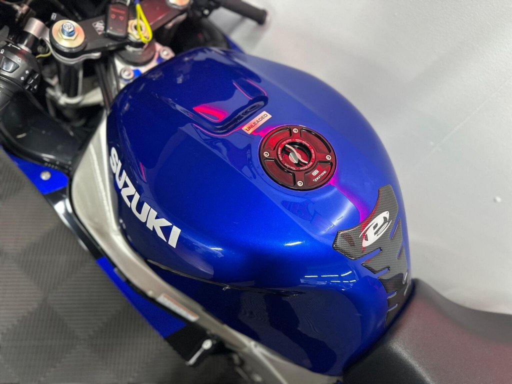 SUZUKI GSXR600