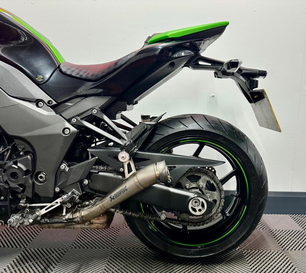 KAWASAKI Z1000