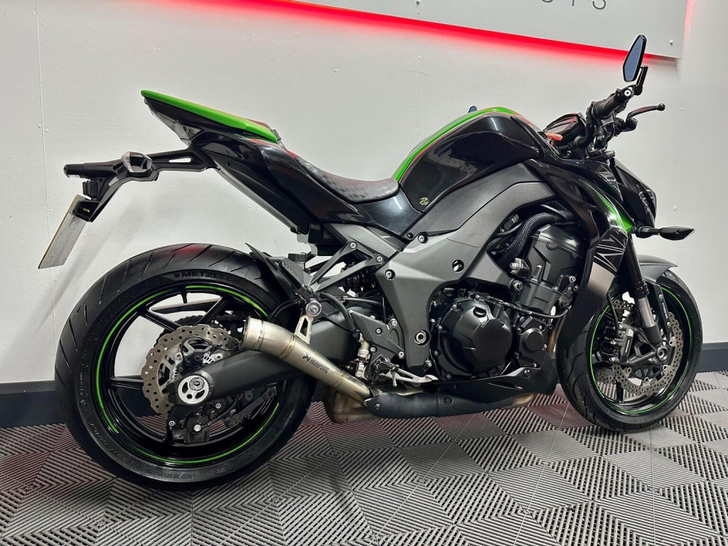 KAWASAKI Z1000