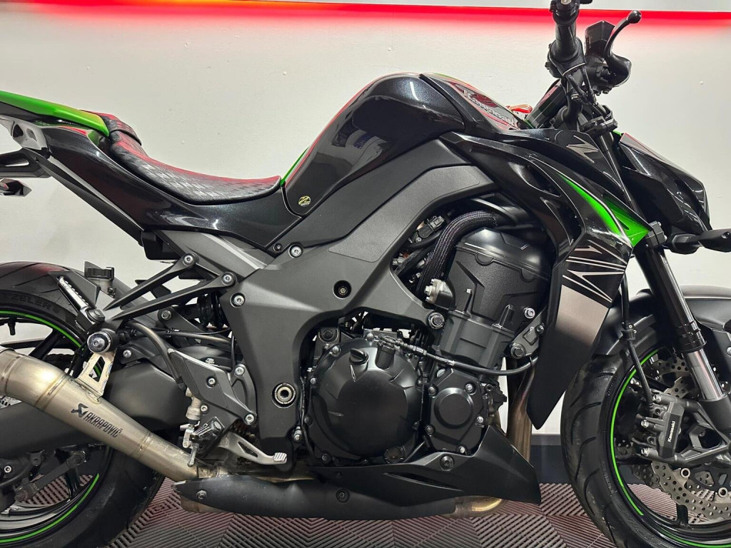 KAWASAKI Z1000