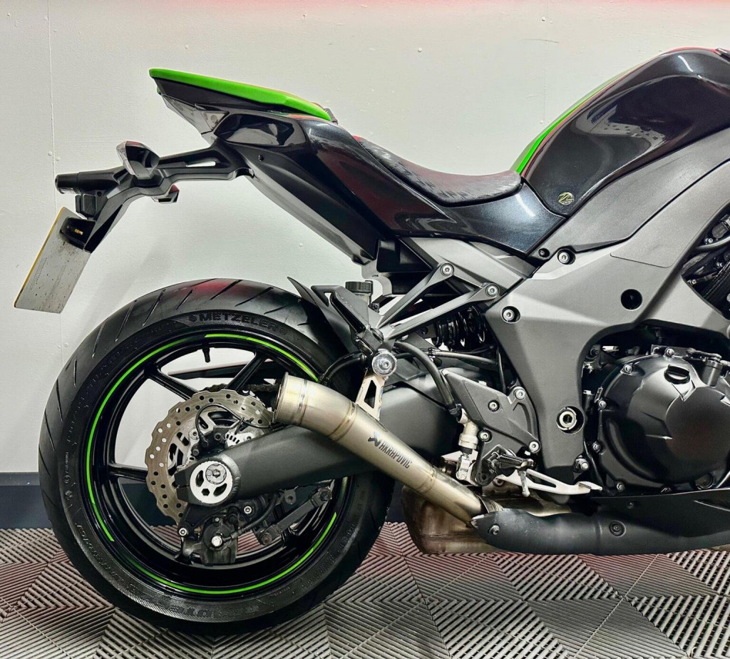 KAWASAKI Z1000