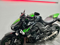 KAWASAKI Z1000
