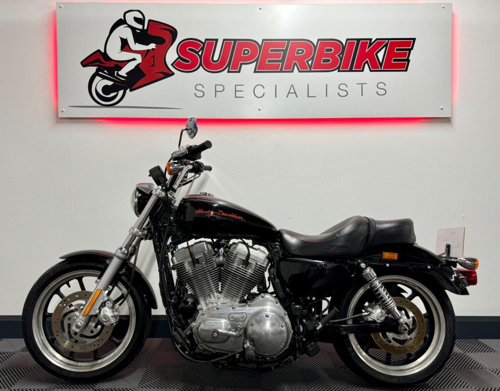 HARLEY-DAVIDSON Sportster