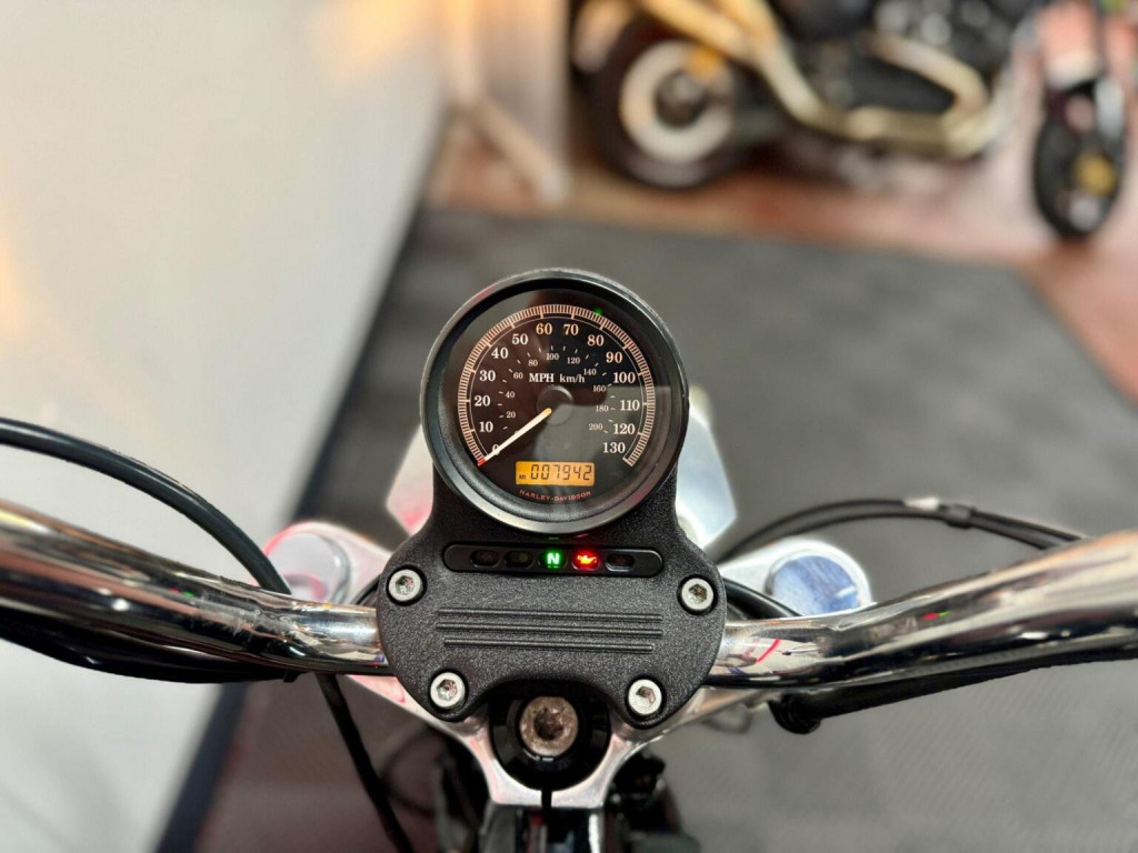 HARLEY-DAVIDSON Sportster