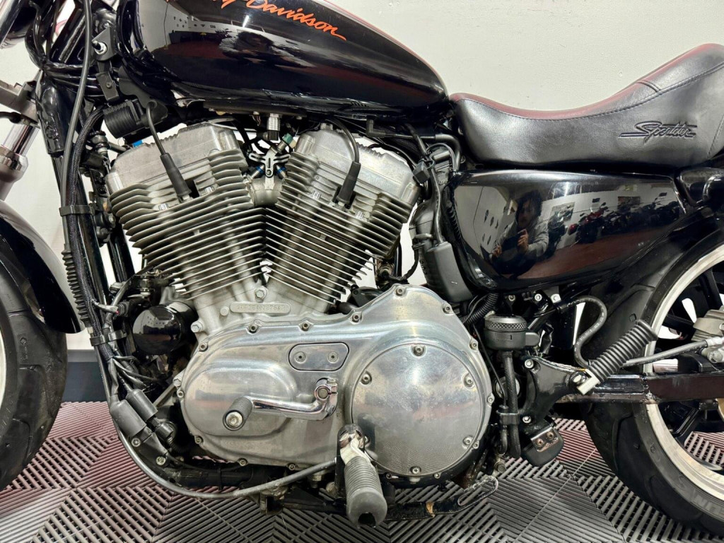 HARLEY-DAVIDSON Sportster