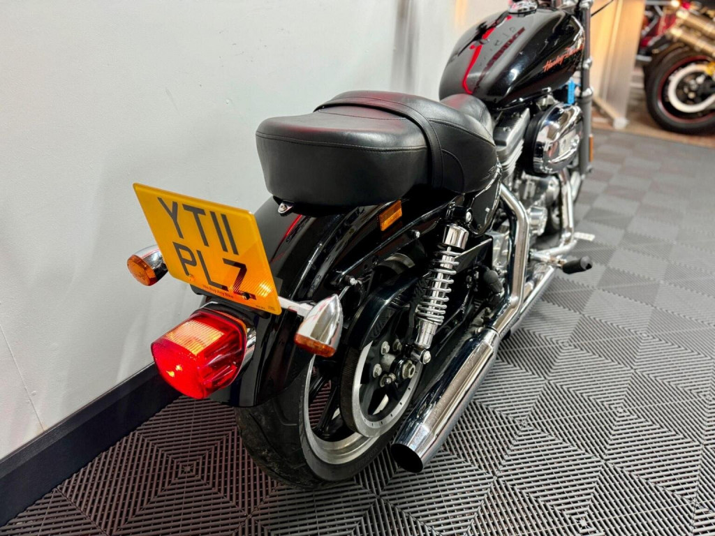 HARLEY-DAVIDSON Sportster