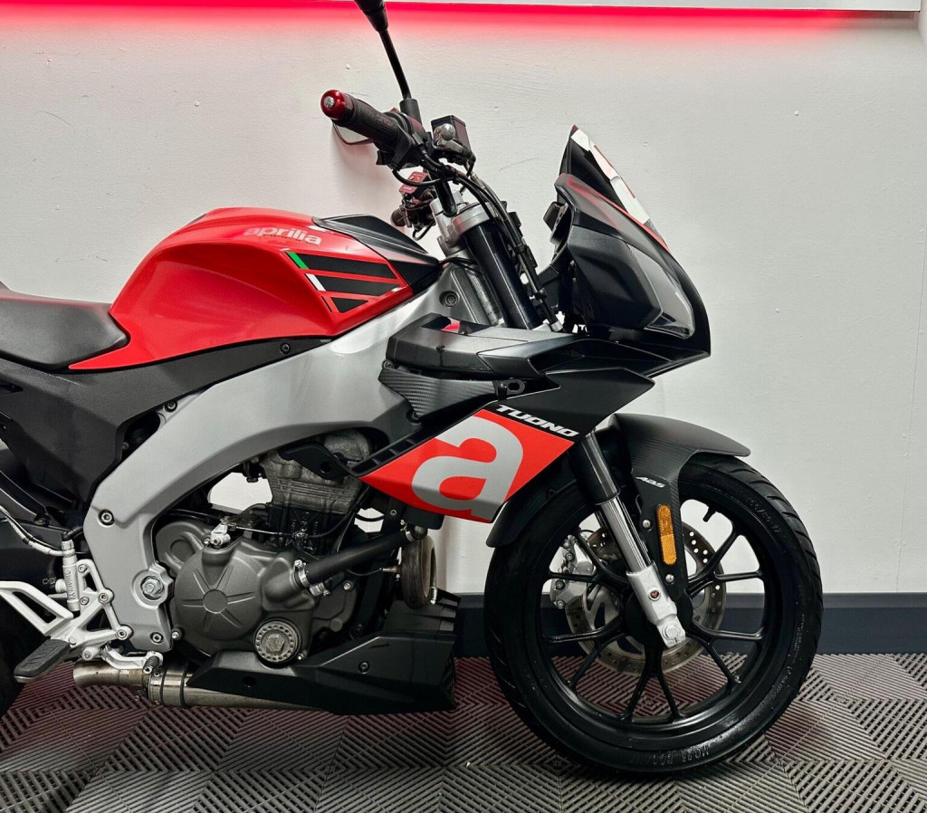 APRILIA Tuono 125