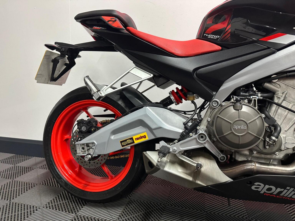 APRILIA Tuono