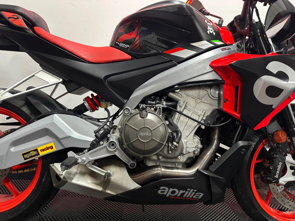 APRILIA Tuono